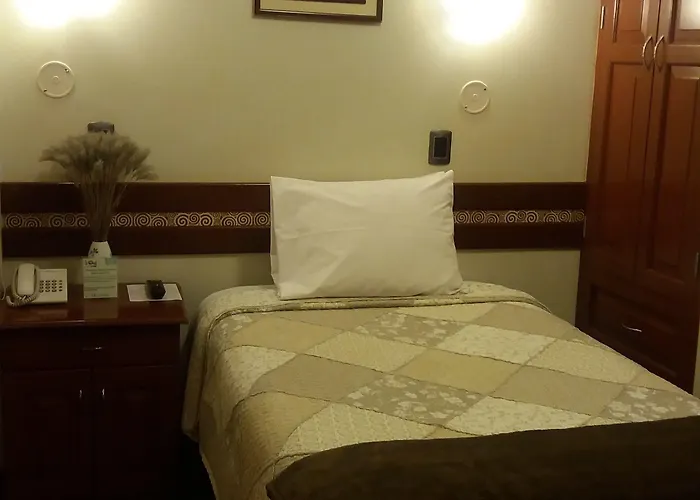 Antawasi Hotel 2*