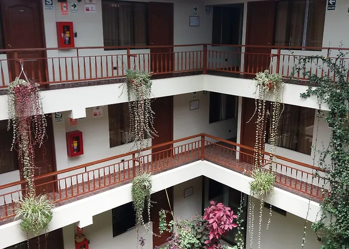 Antawasi Hotel 2*