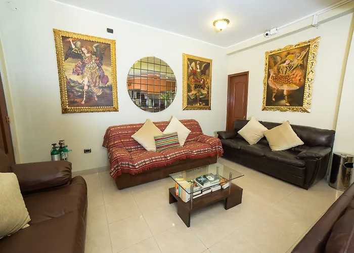 Hotel Antawasi 2*